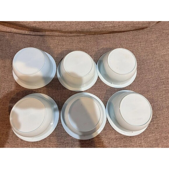 Home Presence Hello Kitty Bowls Set of 6 Light Blue Plastic 2005 - Picture 2 of 4